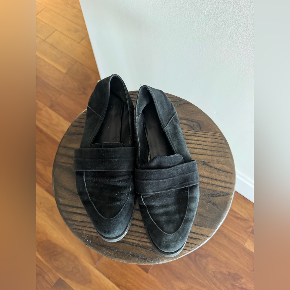 Zara Black Suede Loafers Made in Spain EU 37 US 6.5–7 Soft Minimalist Chic